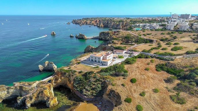 Top Luxury Villas in the Algarve (2025)